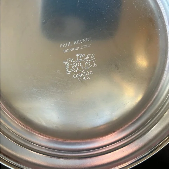 Vintage 1985 Oneida Silverplate Paul Revere 8” Bowl - Picture 2 of 5
